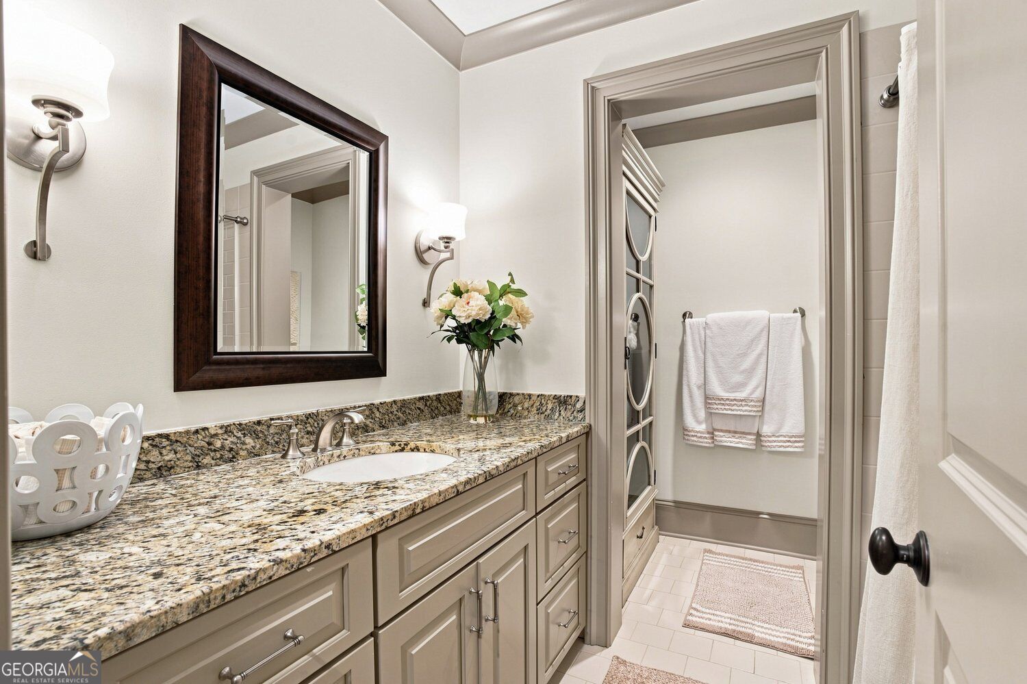 1530 Soaring Hawk Point Se Property Photo 63
