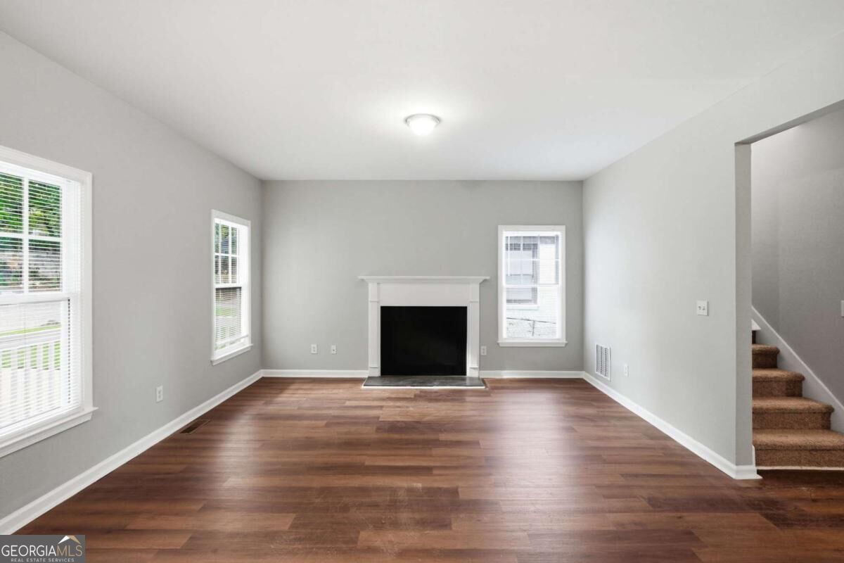 142 Lawton Street Sw Property Photo 7
