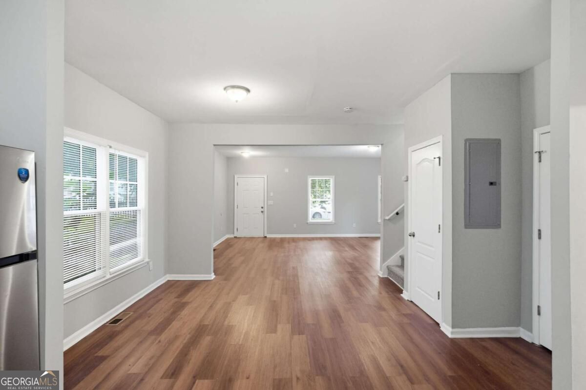 142 Lawton Street Sw Property Photo 9