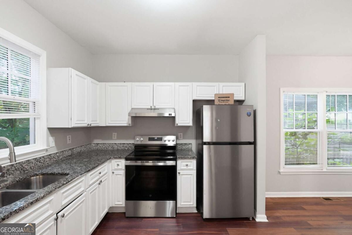 142 Lawton Street Sw Property Photo 12