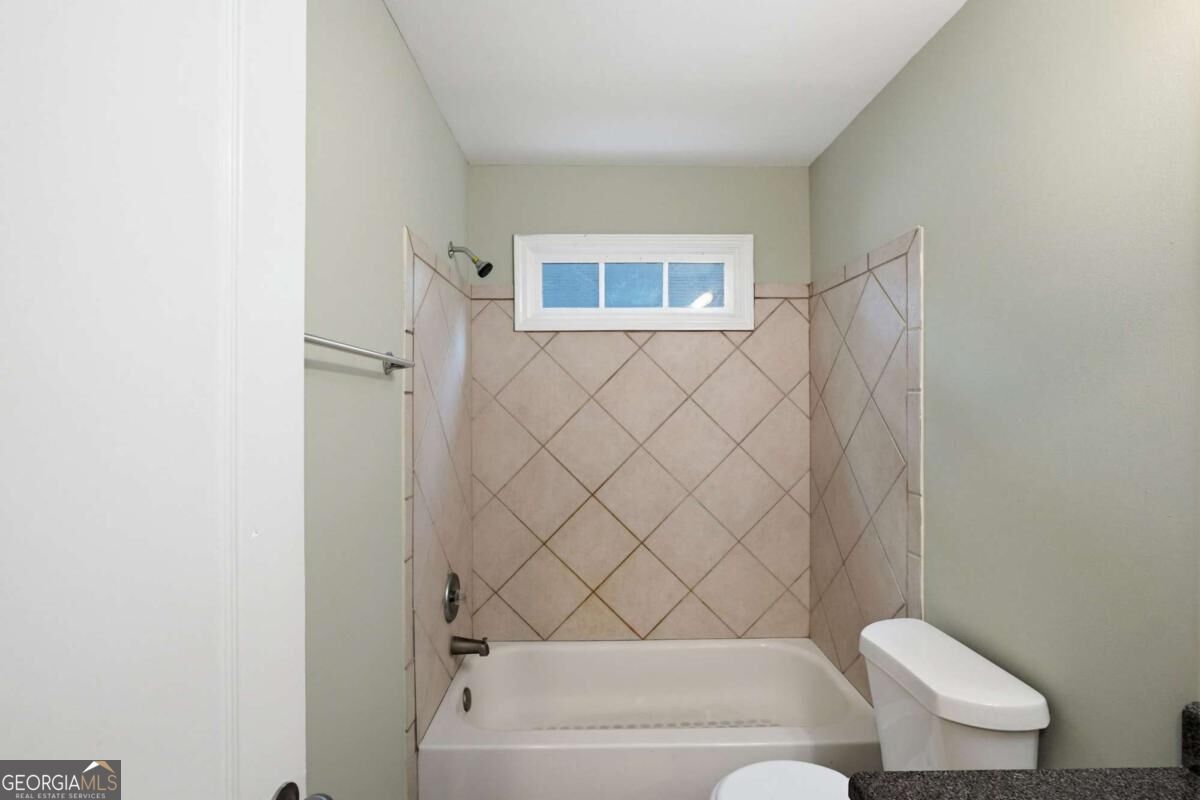 142 Lawton Street Sw Property Photo 28