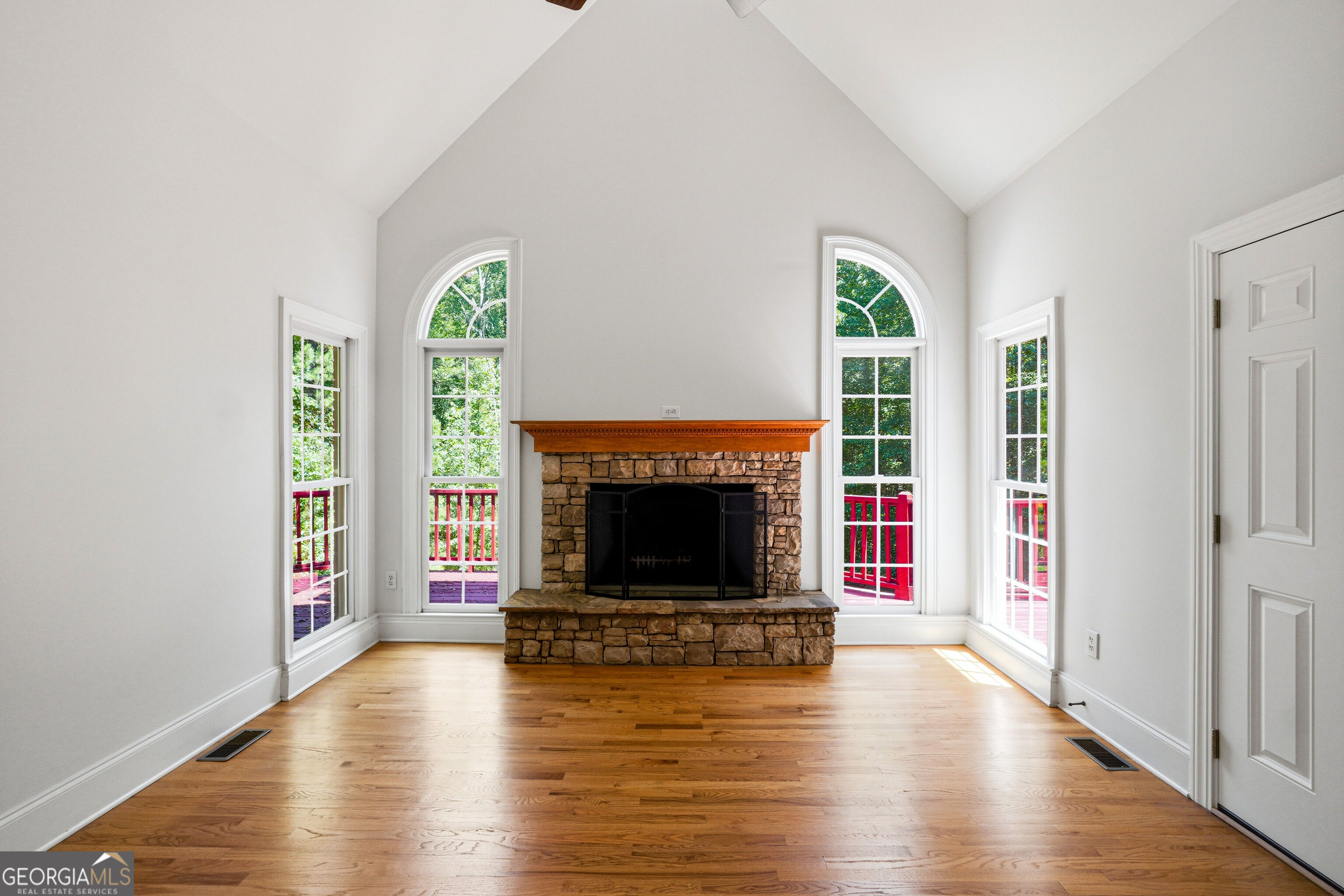 65 Tanglewood Road Property Photo 10