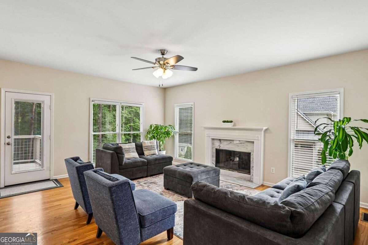 2125 Melrose Trace Property Photo 12