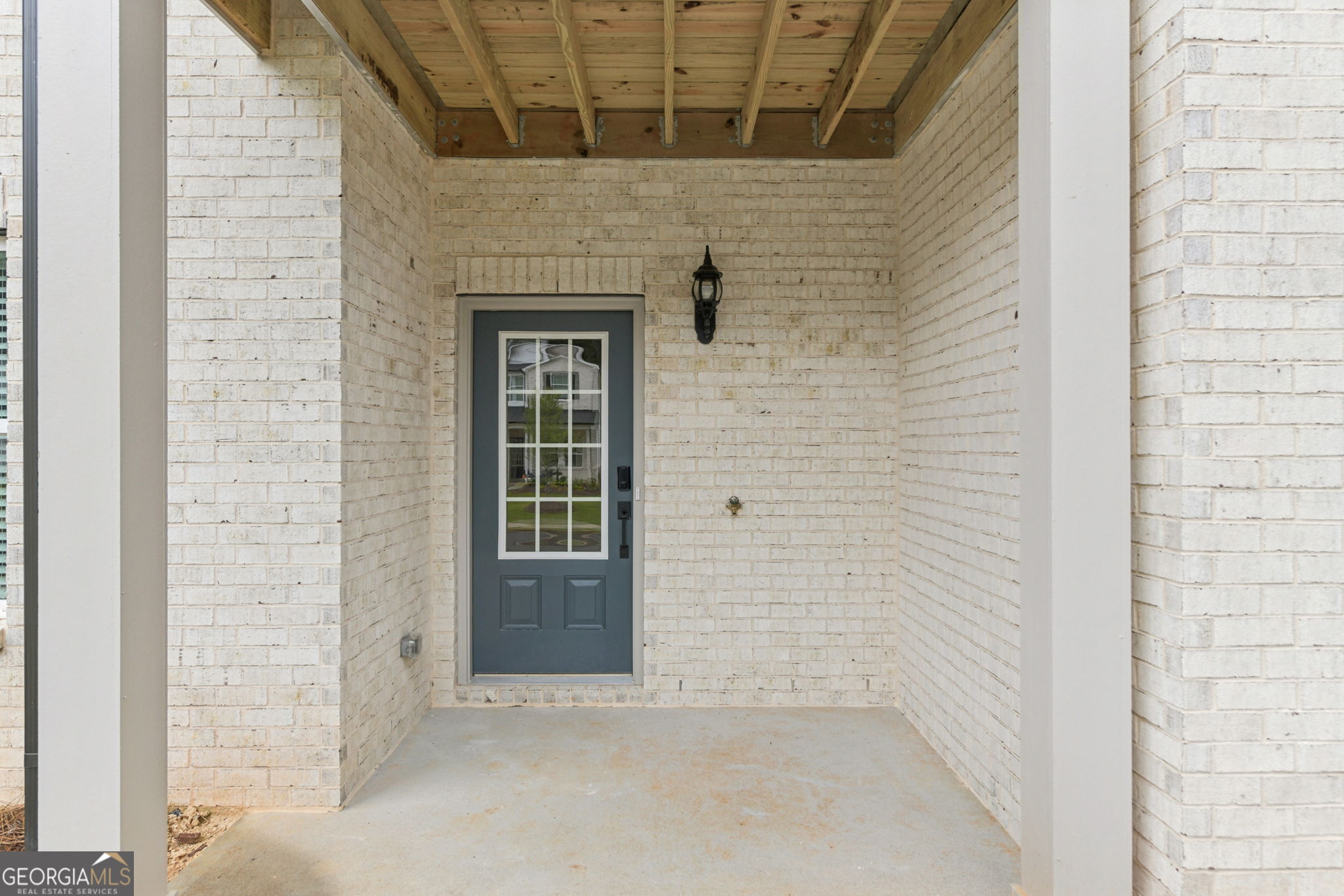 433 Elise Way Property Photo 3