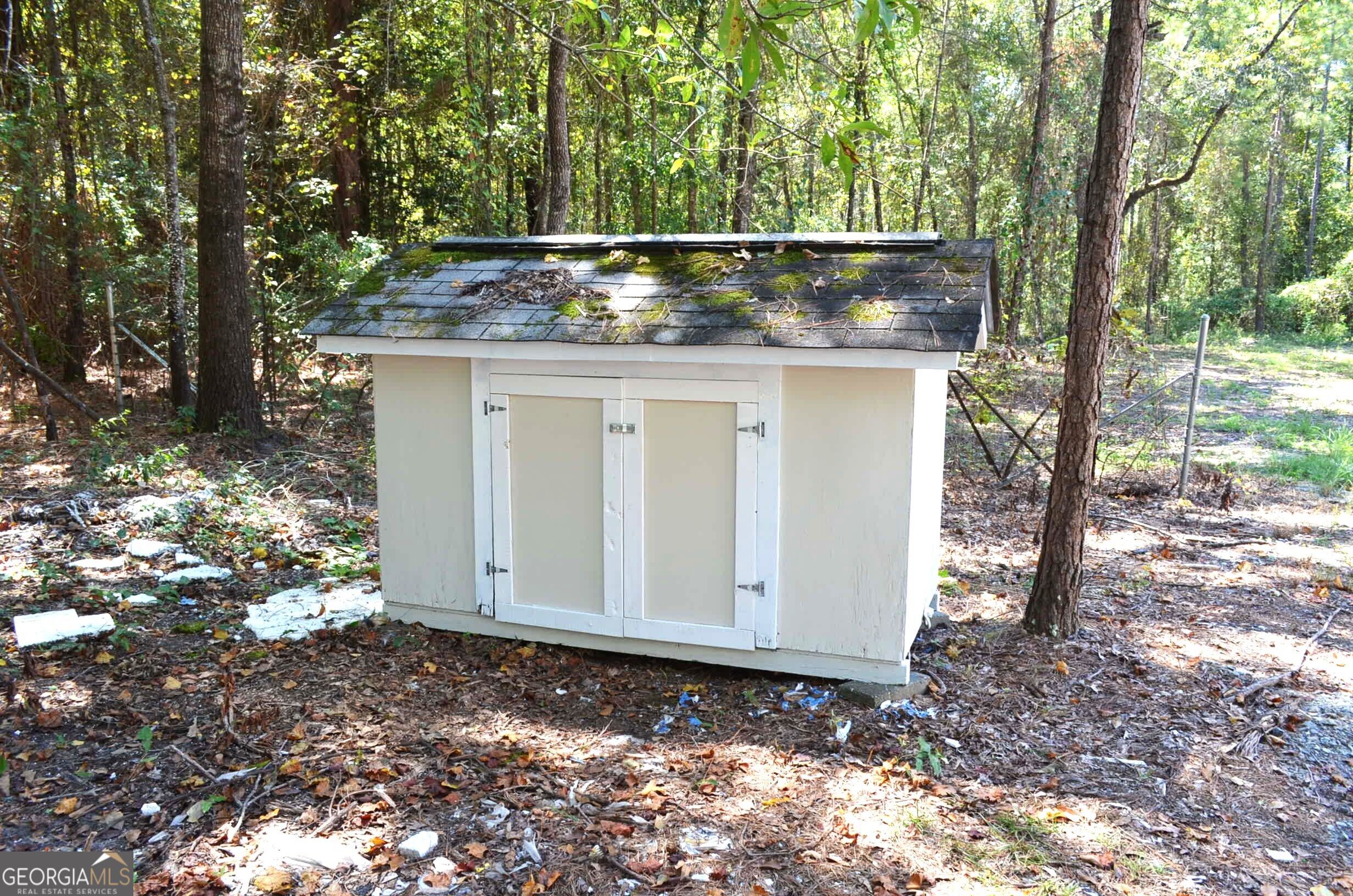572 Atkinson Road Property Photo 18