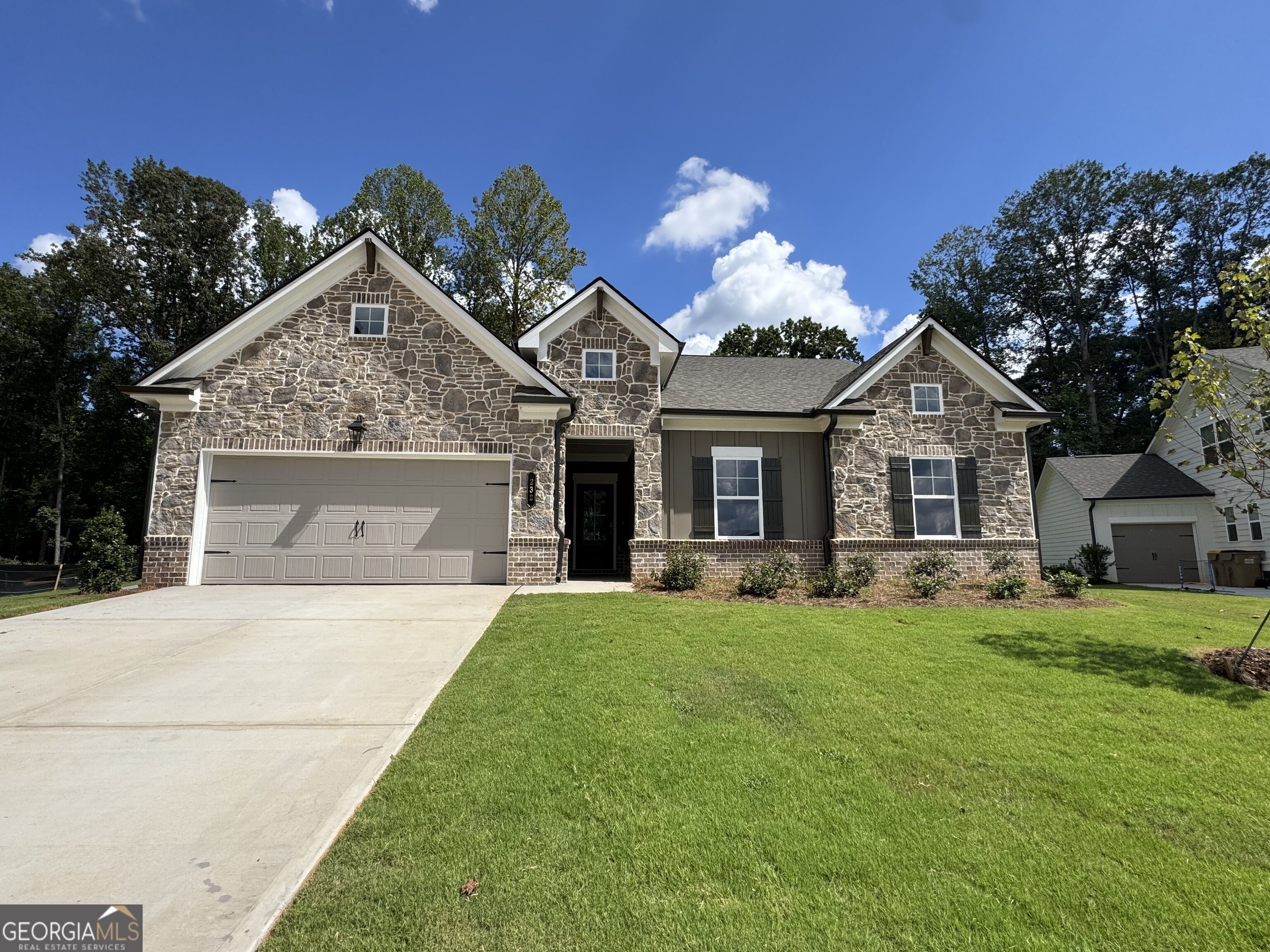 232 Rosewood Park Drive Property Photo 1