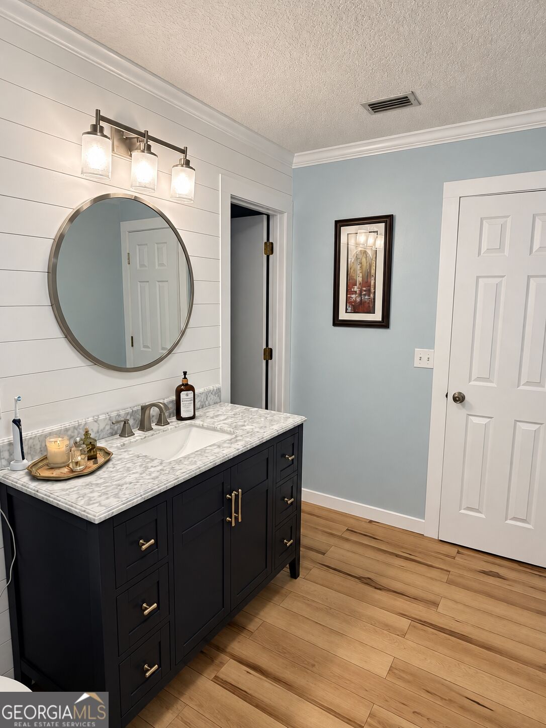 663 Dallas Circle Property Photo 7