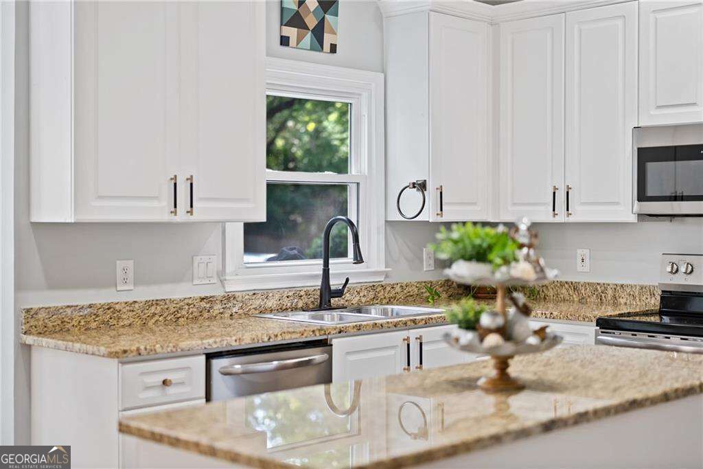 210 Bristolstone Court Property Photo 9