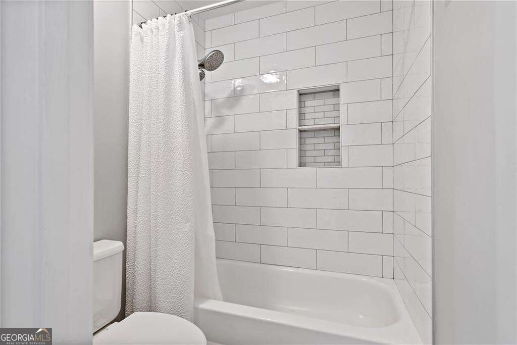 210 Bristolstone Court Property Photo 30