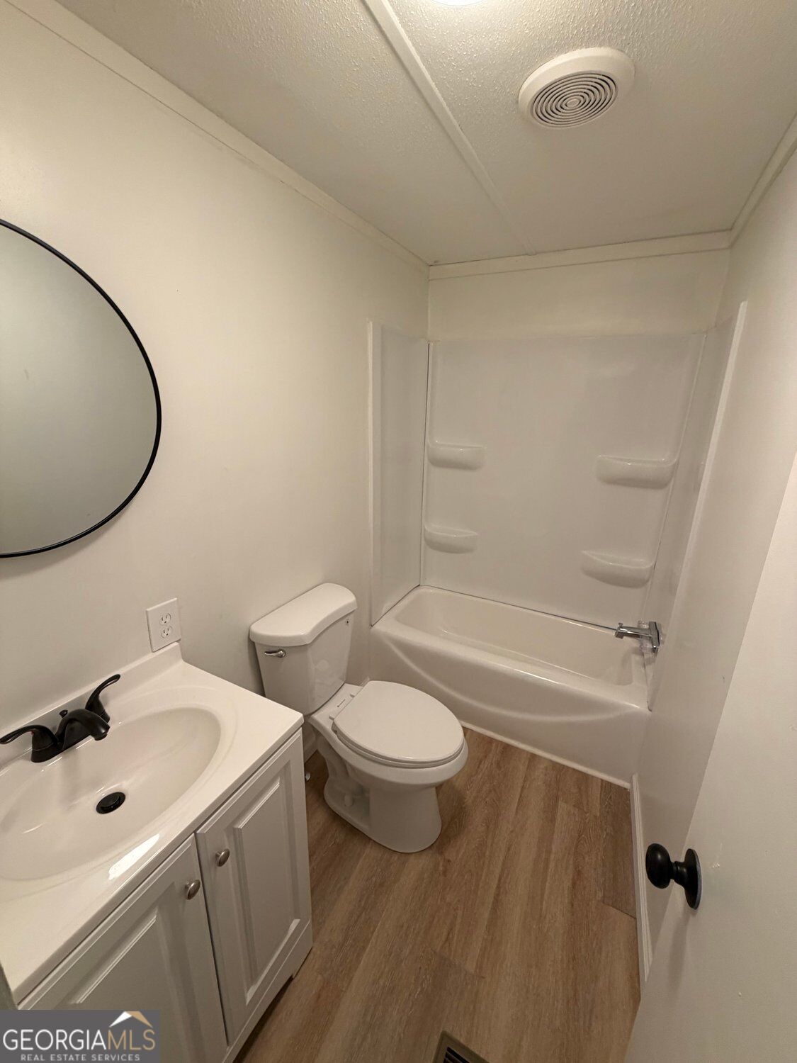 6125 River Run Circle Property Photo 10