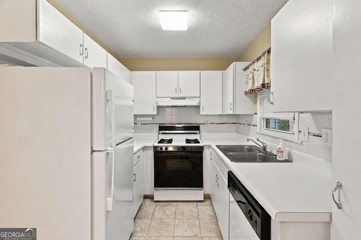 115 Aztec Way Se Property Photo 11