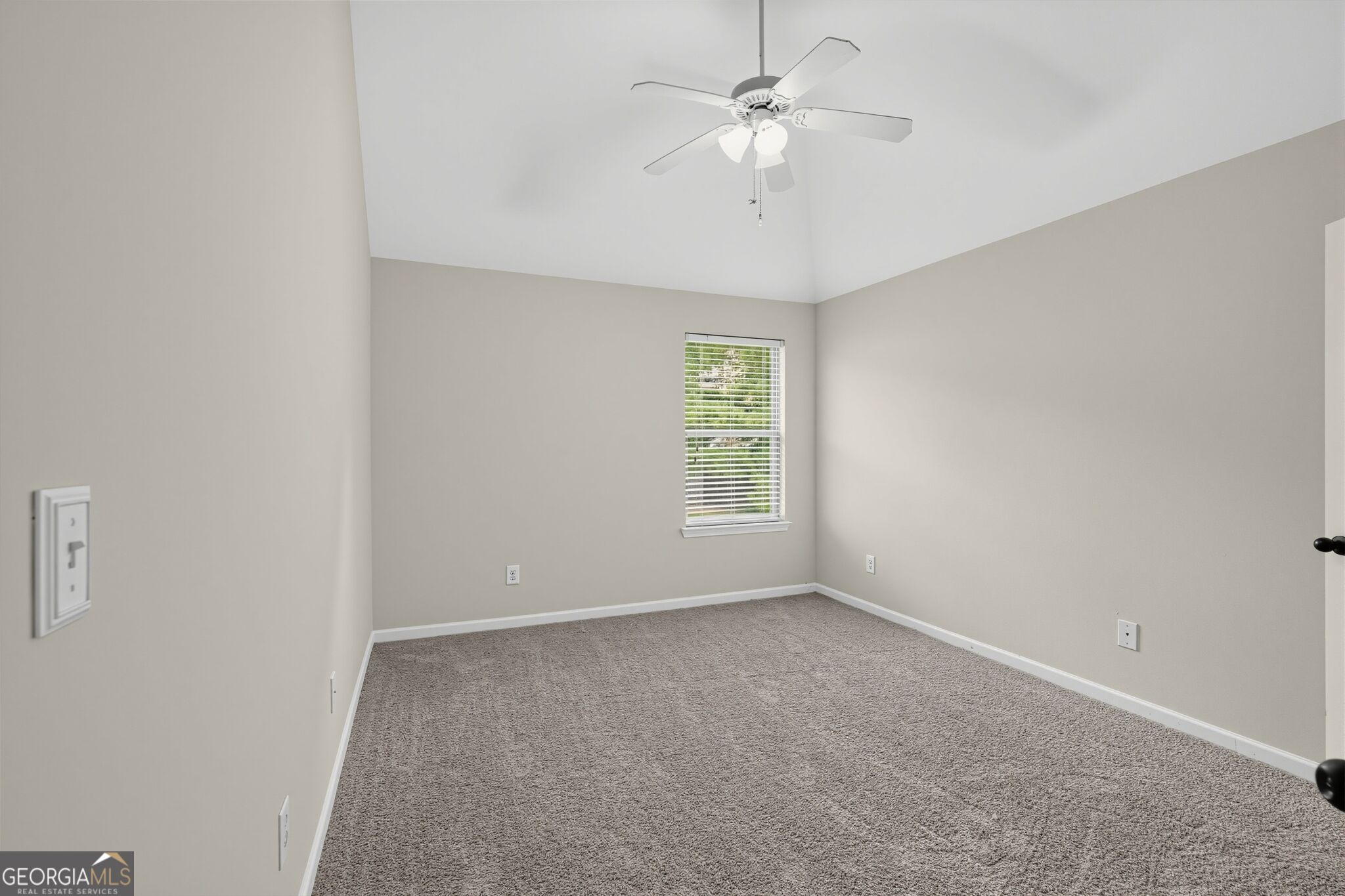 180 Providence Parkway Property Photo 23