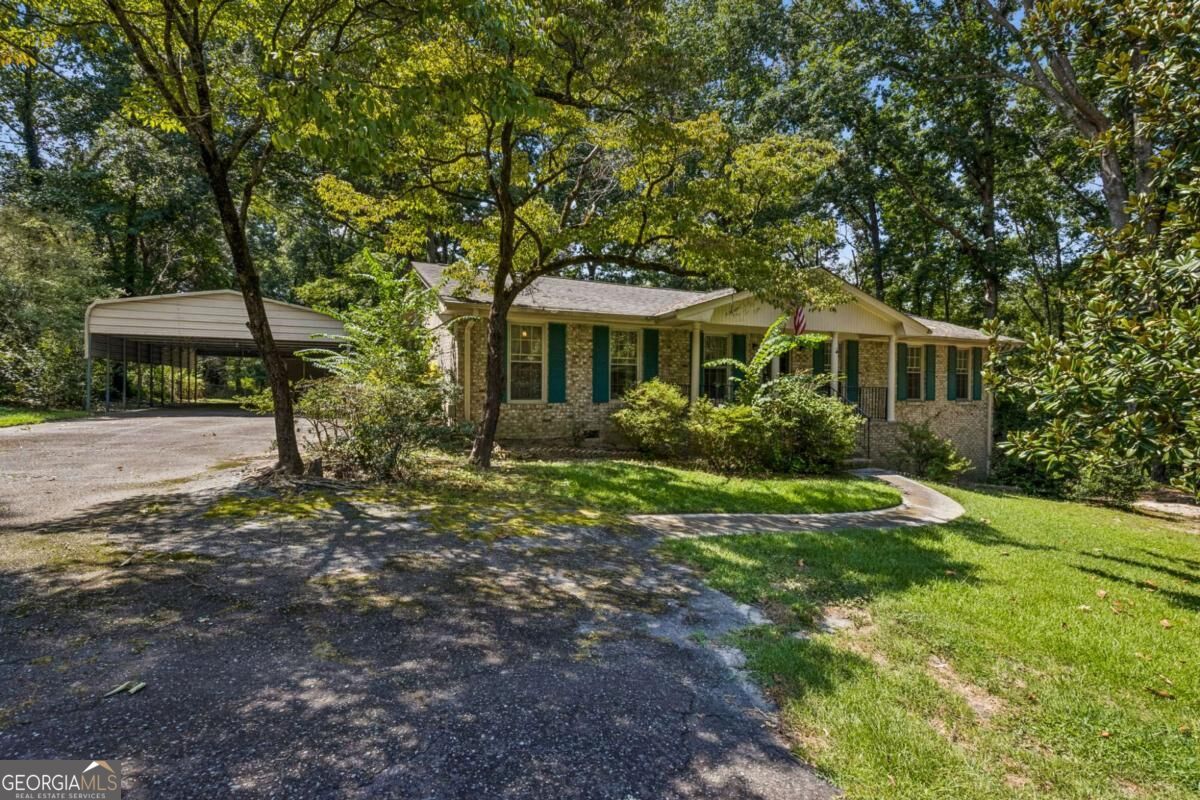 1314 Gatewood Drive Property Photo 3