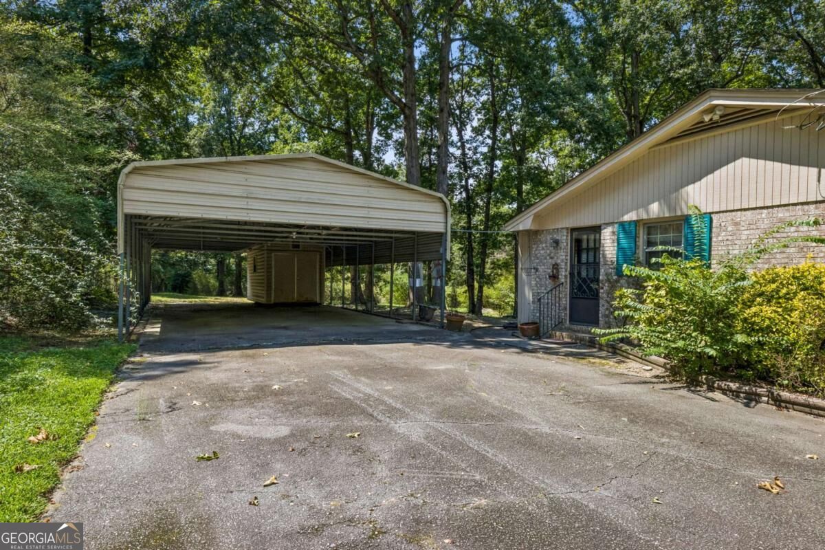 1314 Gatewood Drive Property Photo 8