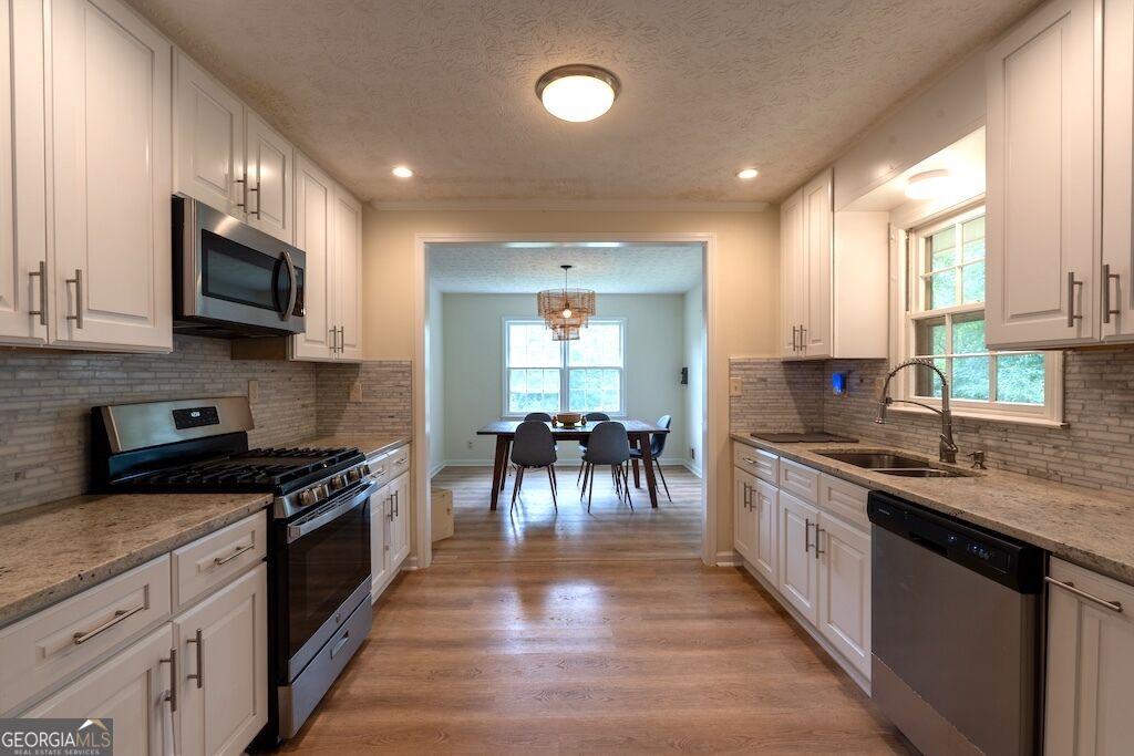 539 Fond Du Lac Drive Property Photo 3