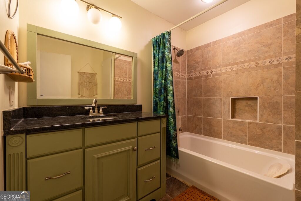 539 Fond Du Lac Drive Property Photo 24