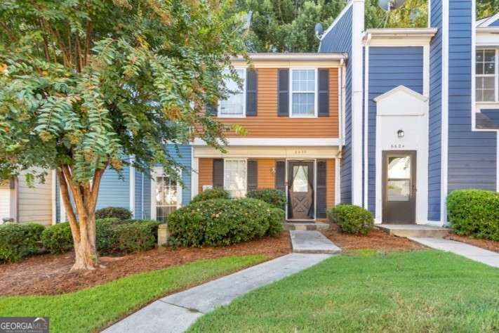 6622 Wellington Square Property Photo 1
