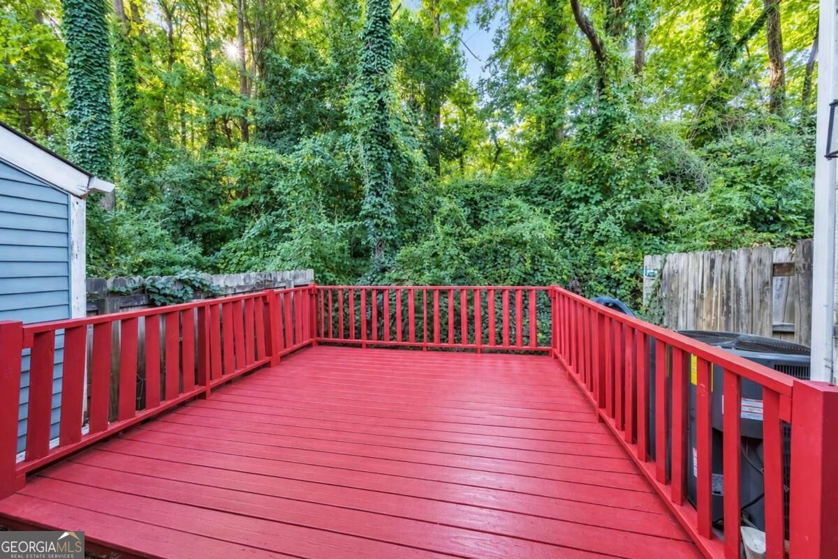 6622 Wellington Square Property Photo 10