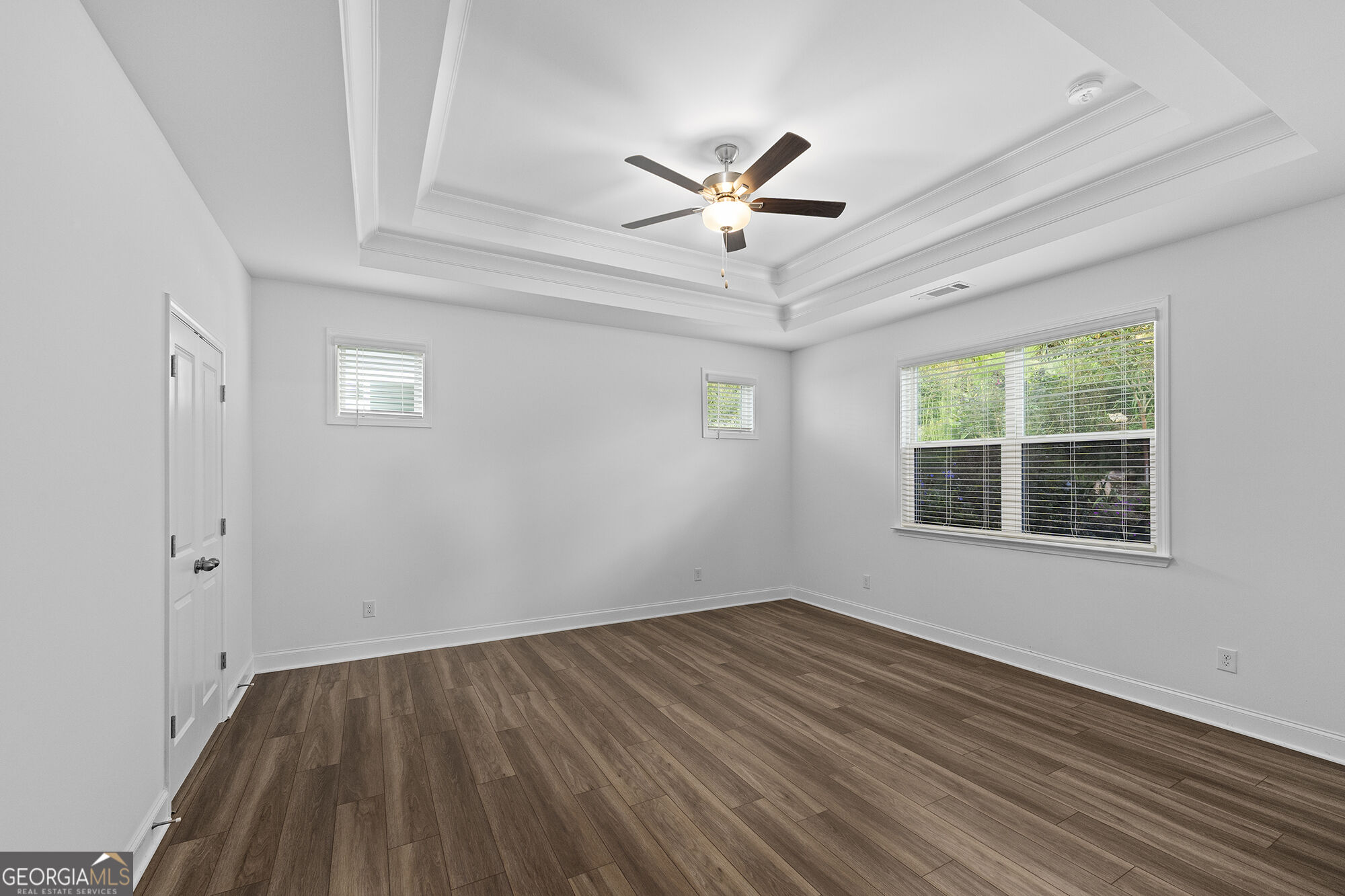 223 Hickory Bluffs Parkway Property Photo 29