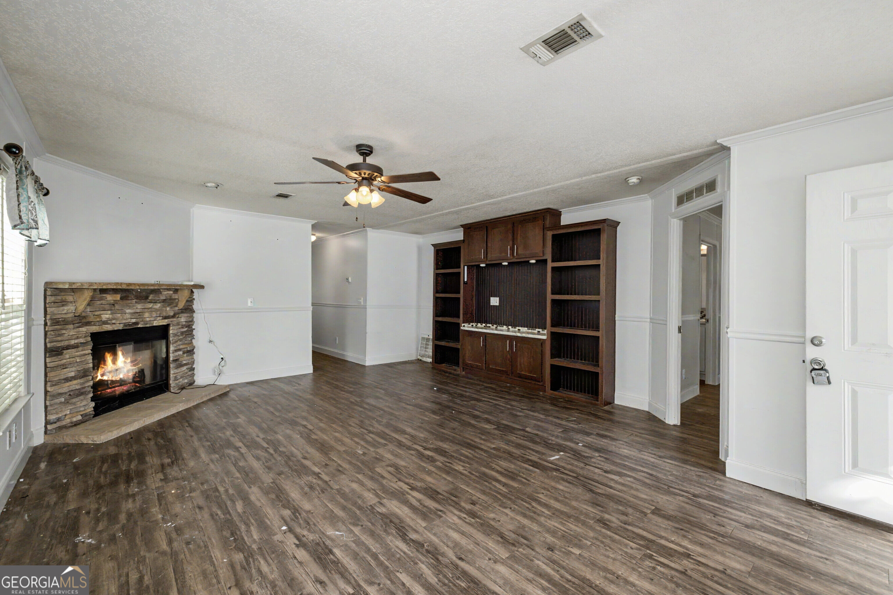 35 Redwood Circle Property Photo 4