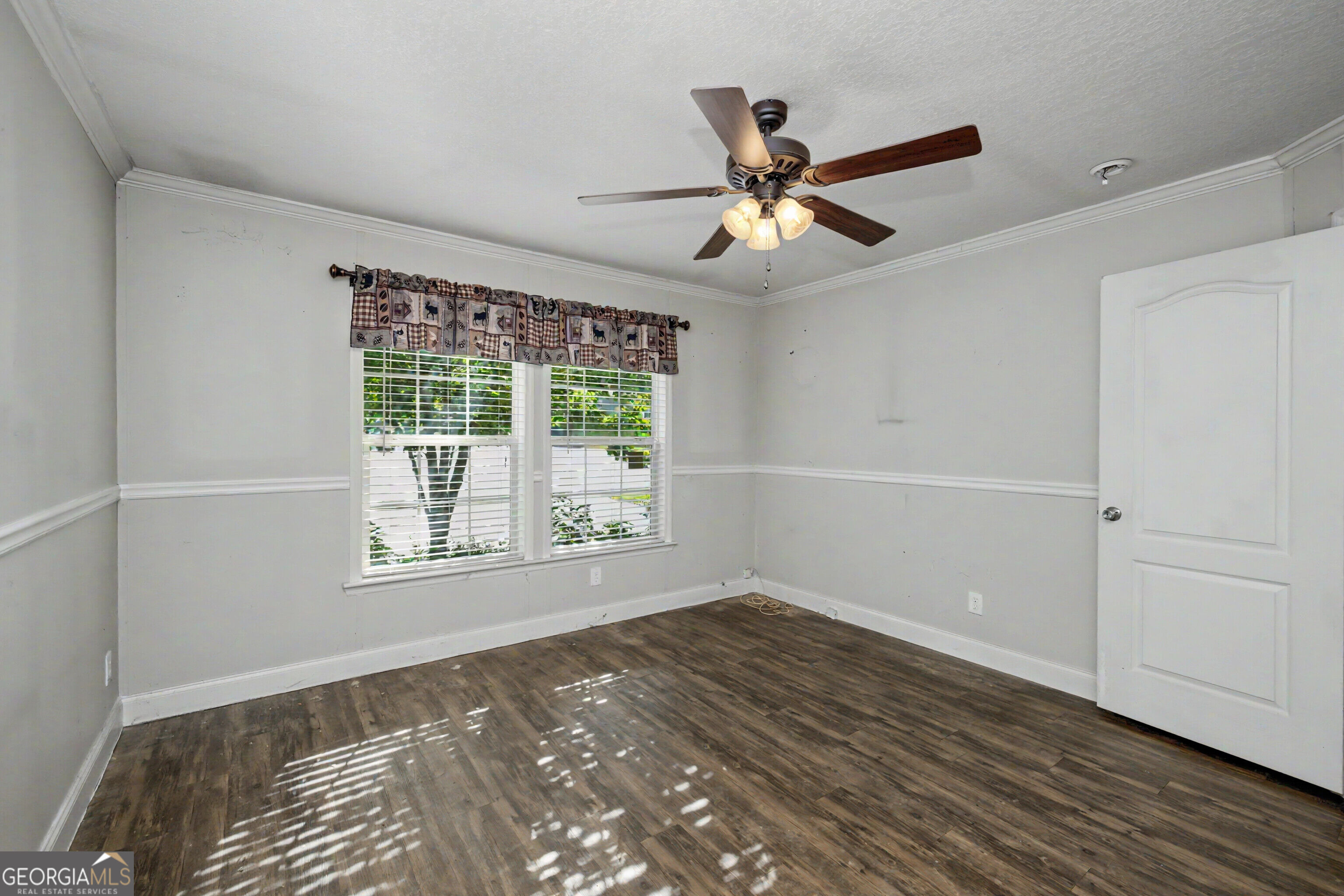 35 Redwood Circle Property Photo 8