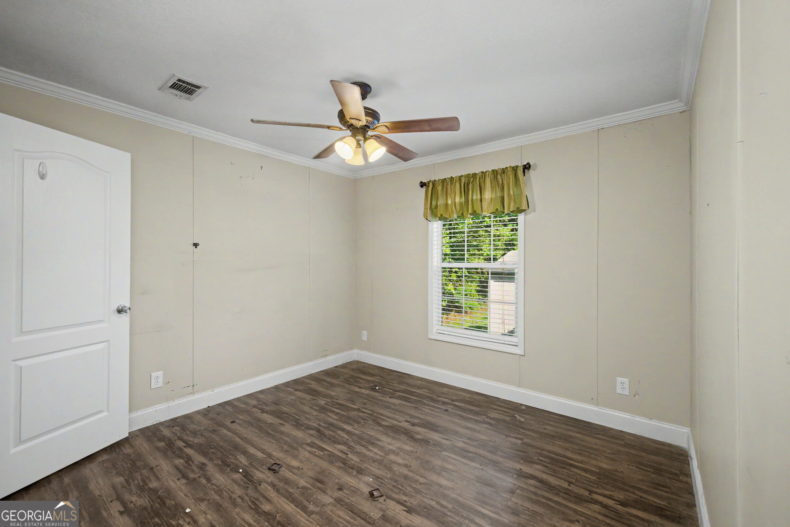 35 Redwood Circle Property Photo 17