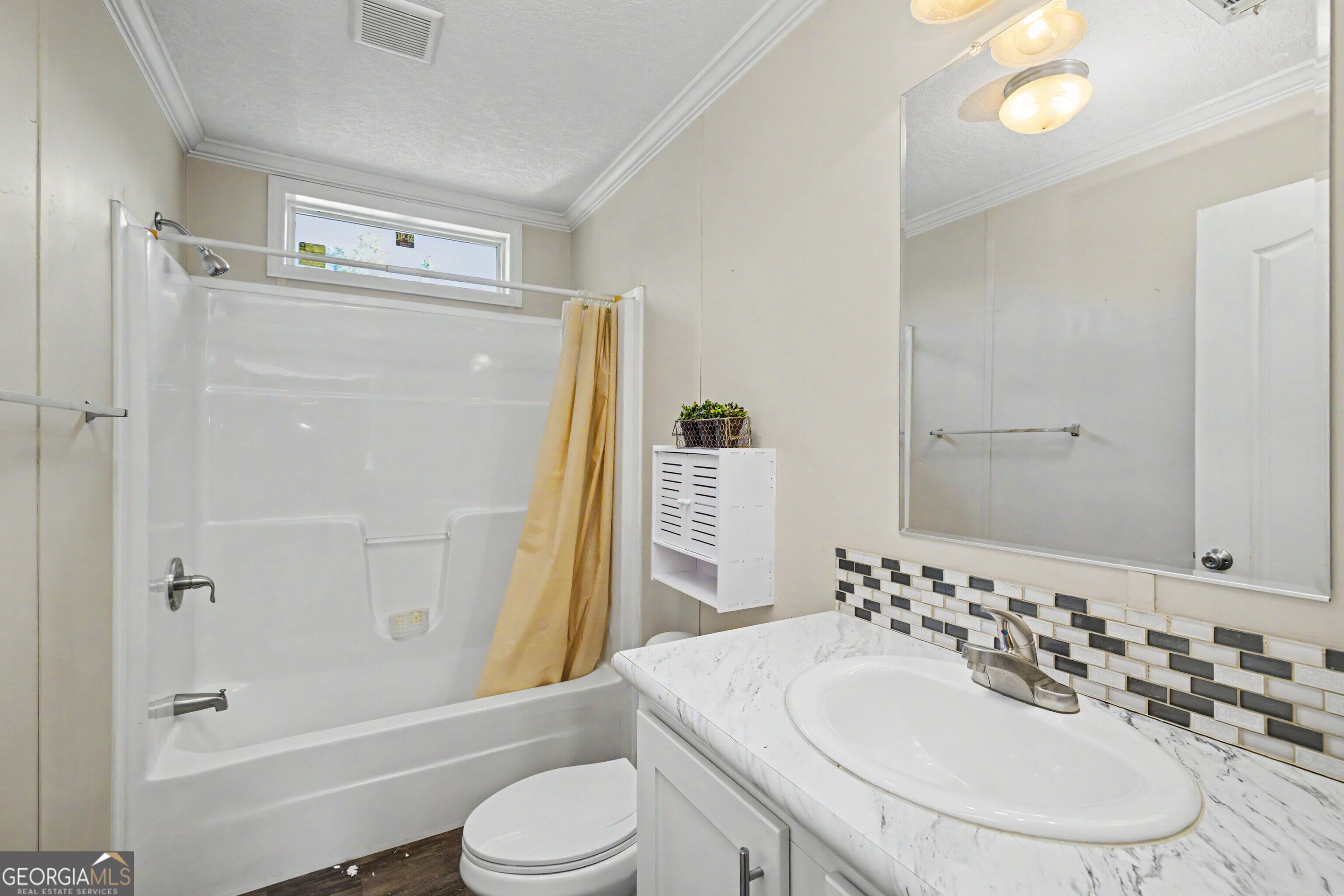 35 Redwood Circle Property Photo 19