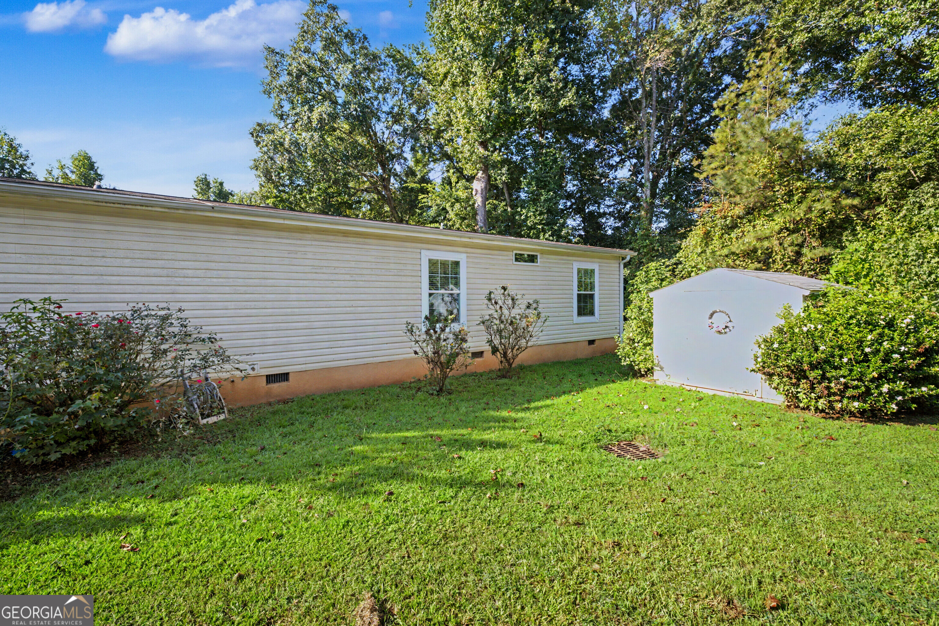 35 Redwood Circle Property Photo 23