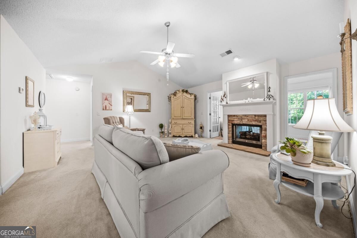 387 Harborside Drive Property Photo 18