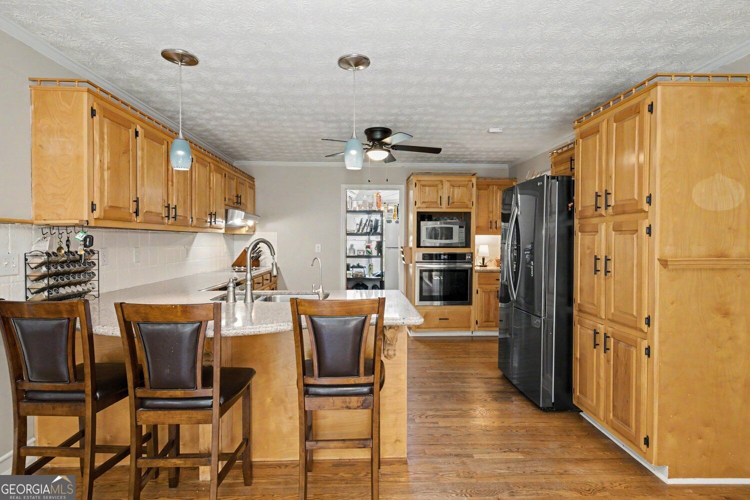 502 Wedgepark Drive Property Photo 15