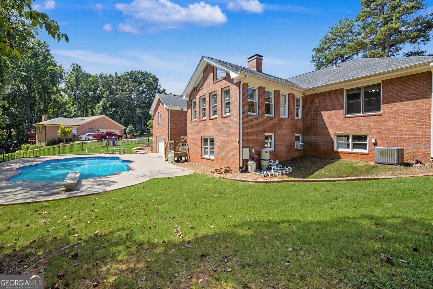 502 Wedgepark Drive Property Photo 40