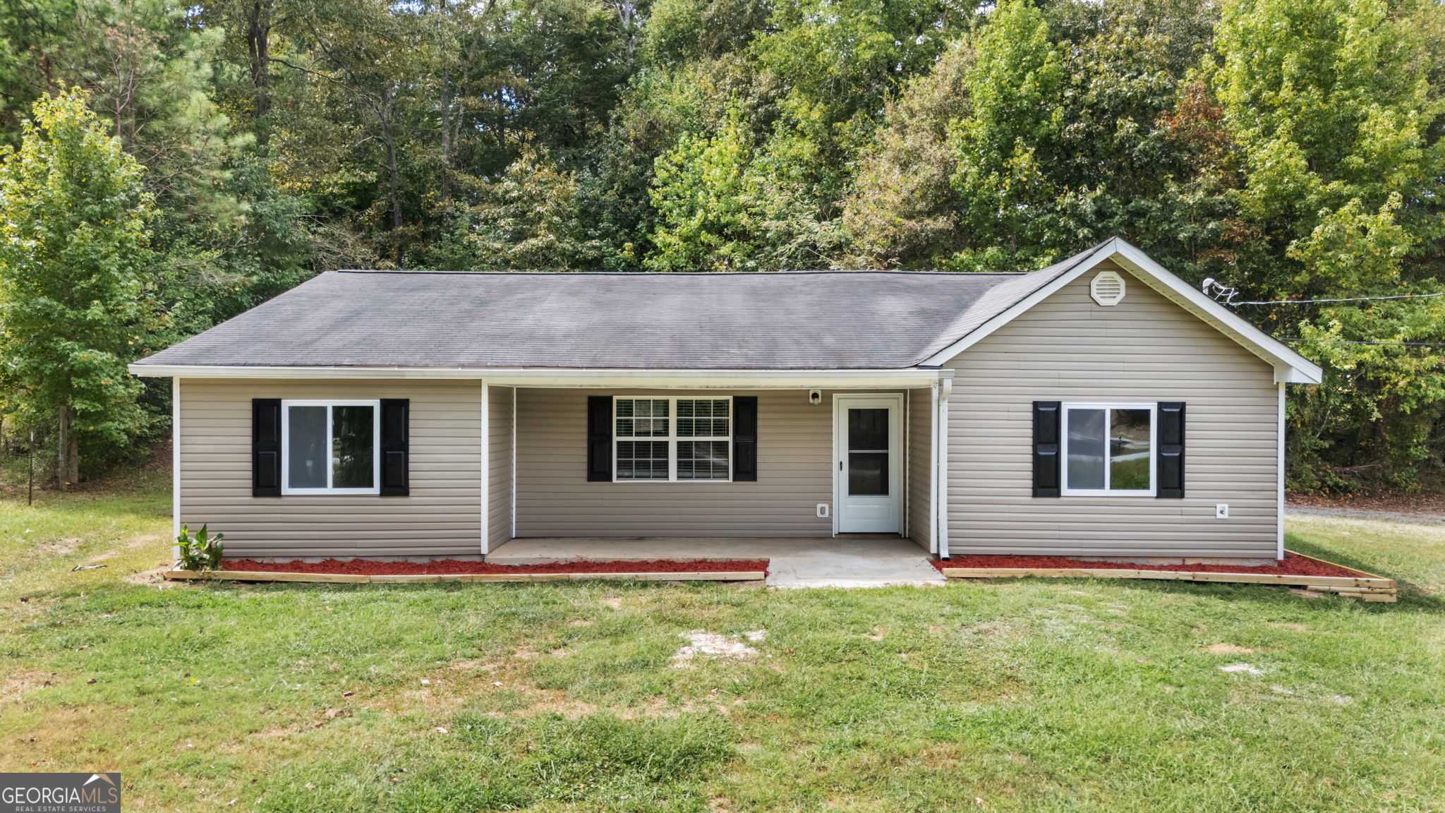 41 New Harmony Road Property Photo 1