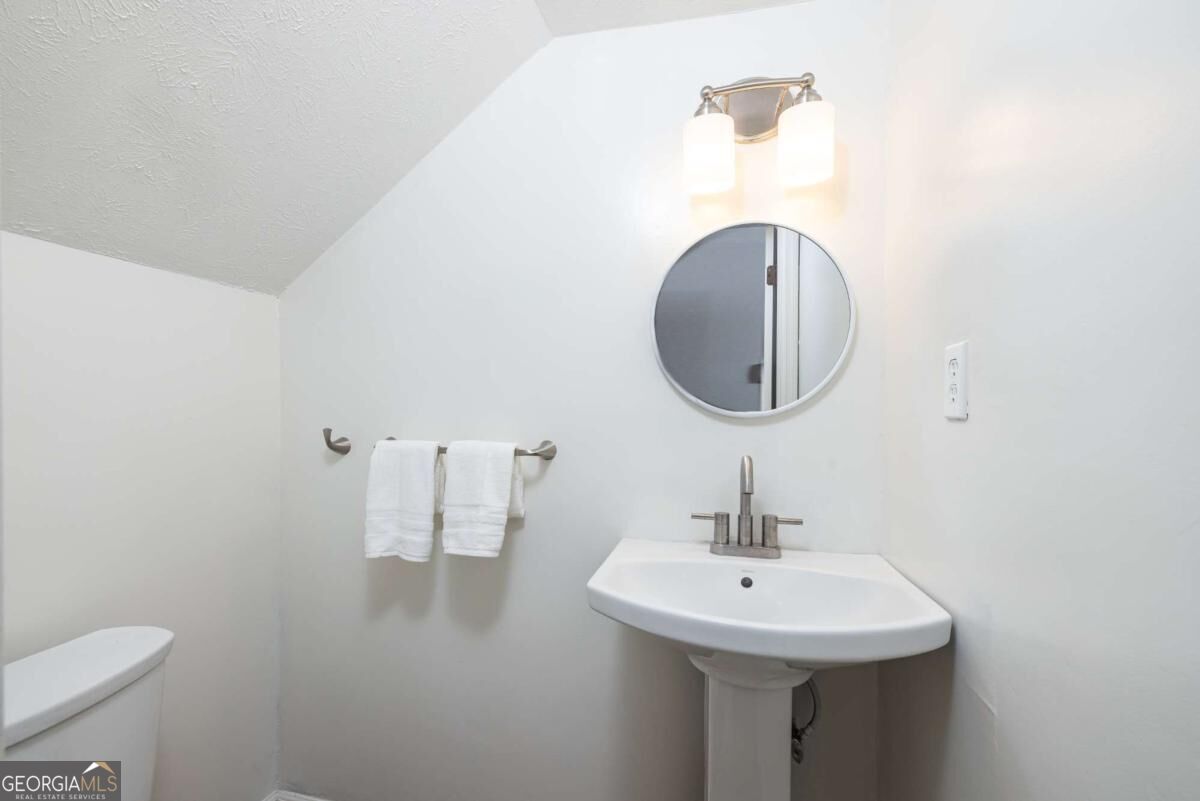 2702 Meadow Mere E Property Photo 11