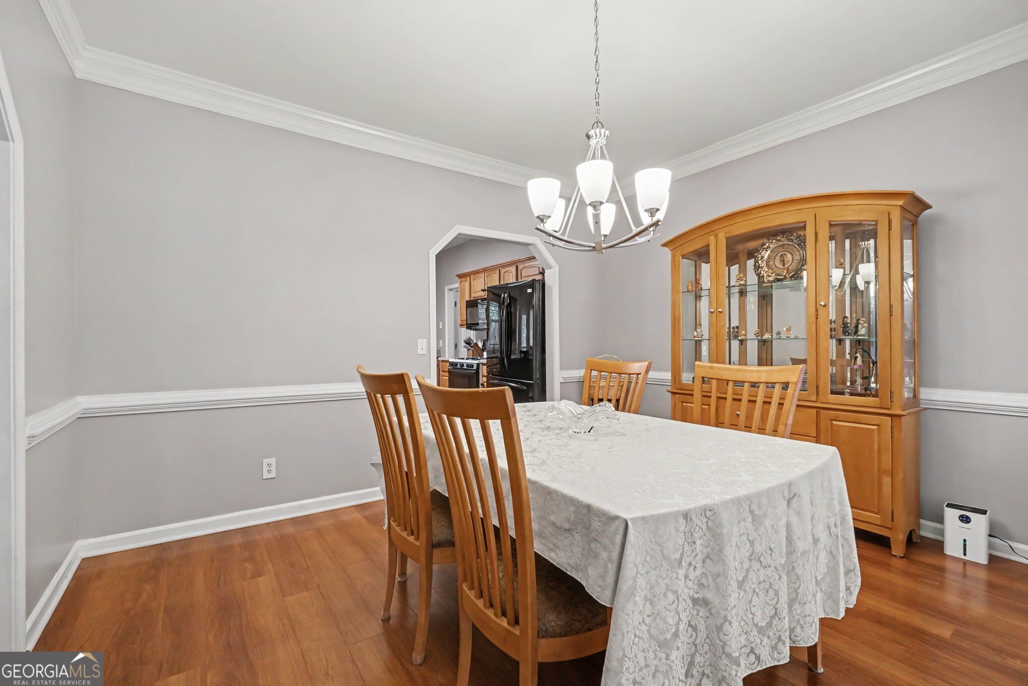 558 Whitby Drive Property Photo 3