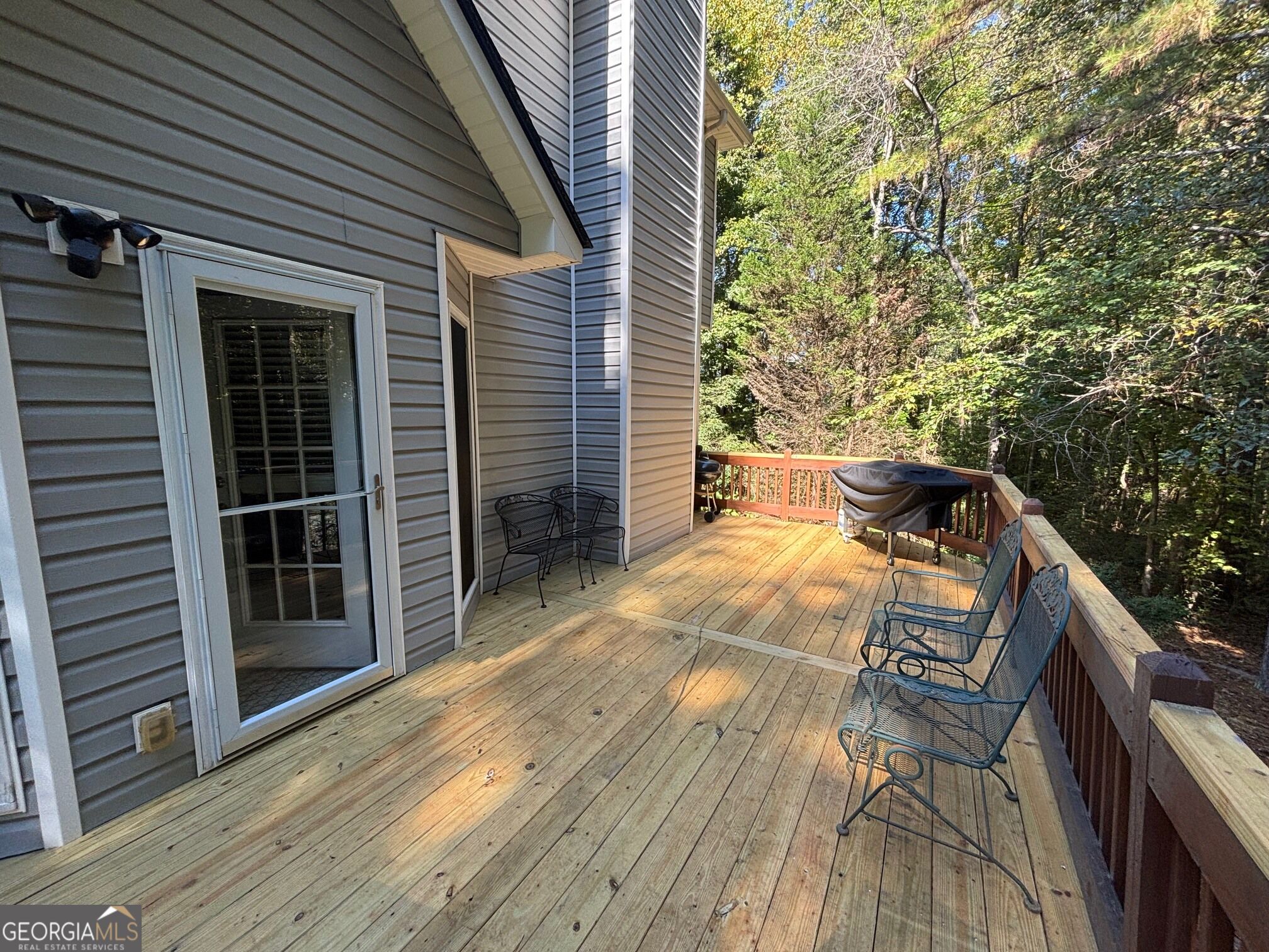 558 Whitby Drive Property Photo 32