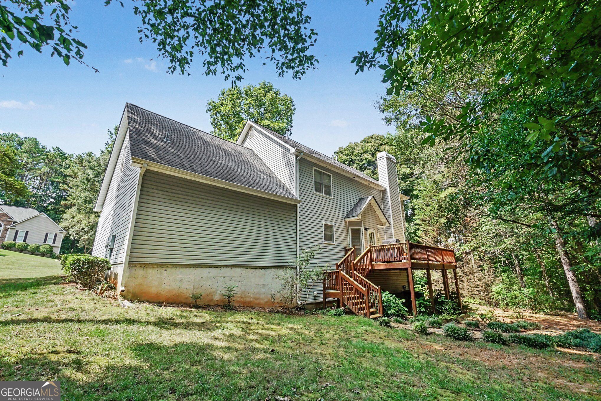 558 Whitby Drive Property Photo 33