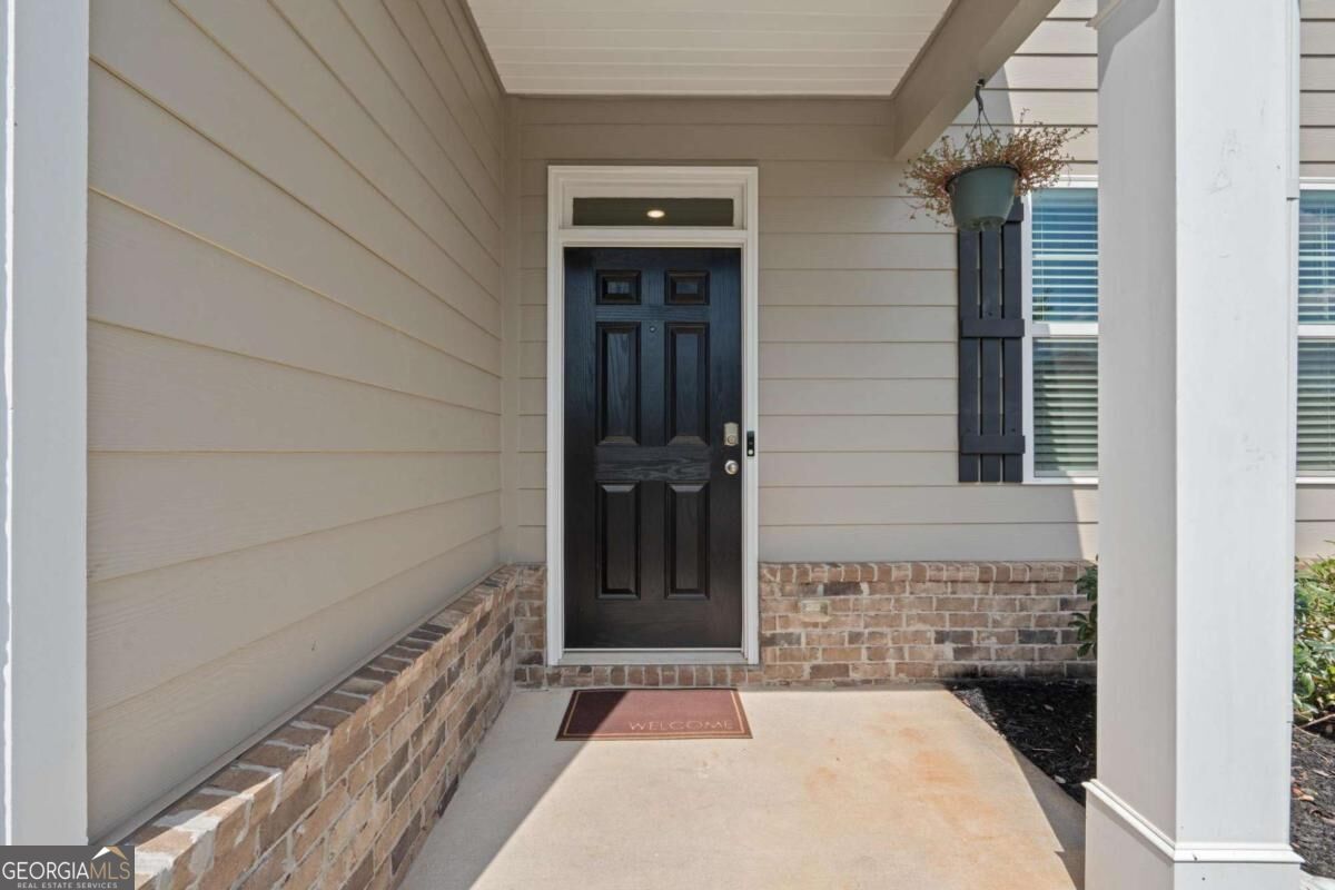 258 Aster Avenue Property Photo 6