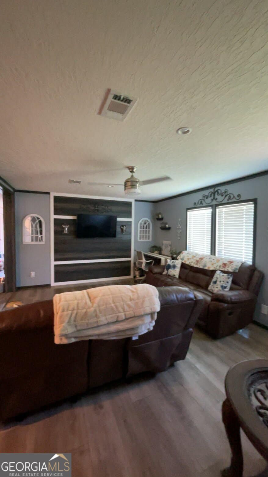 138 Canary Circle Property Photo 4