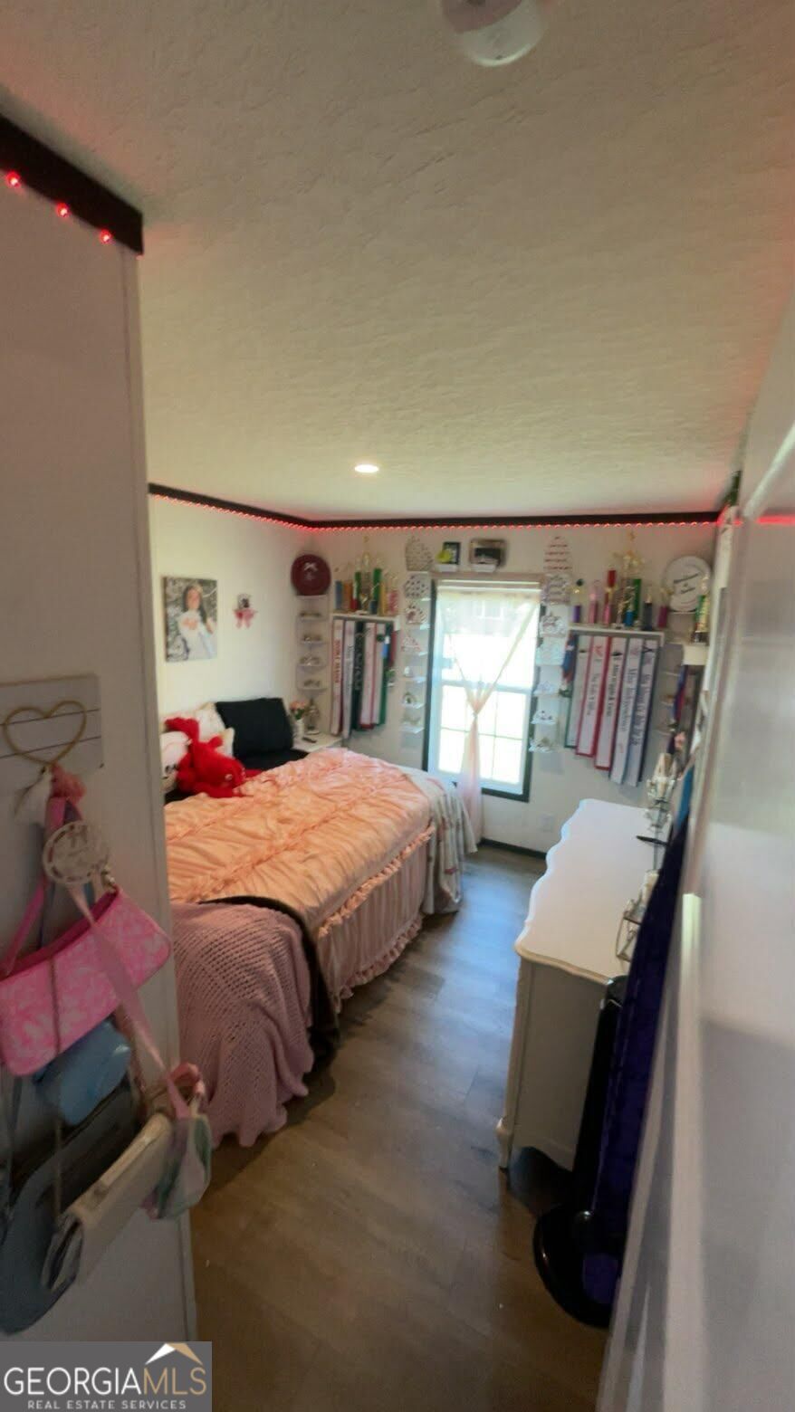 138 Canary Circle Property Photo 9