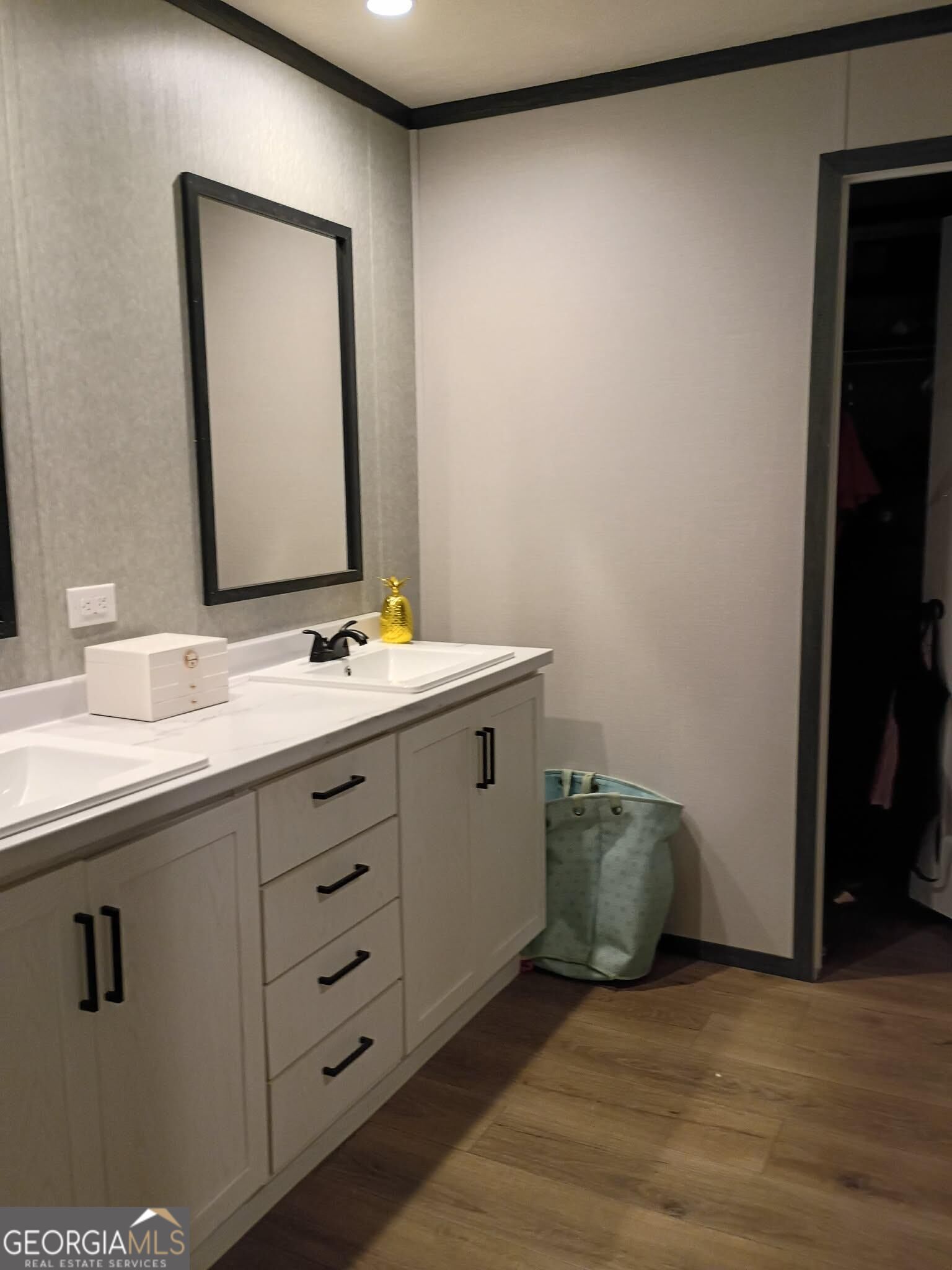 138 Canary Circle Property Photo 14