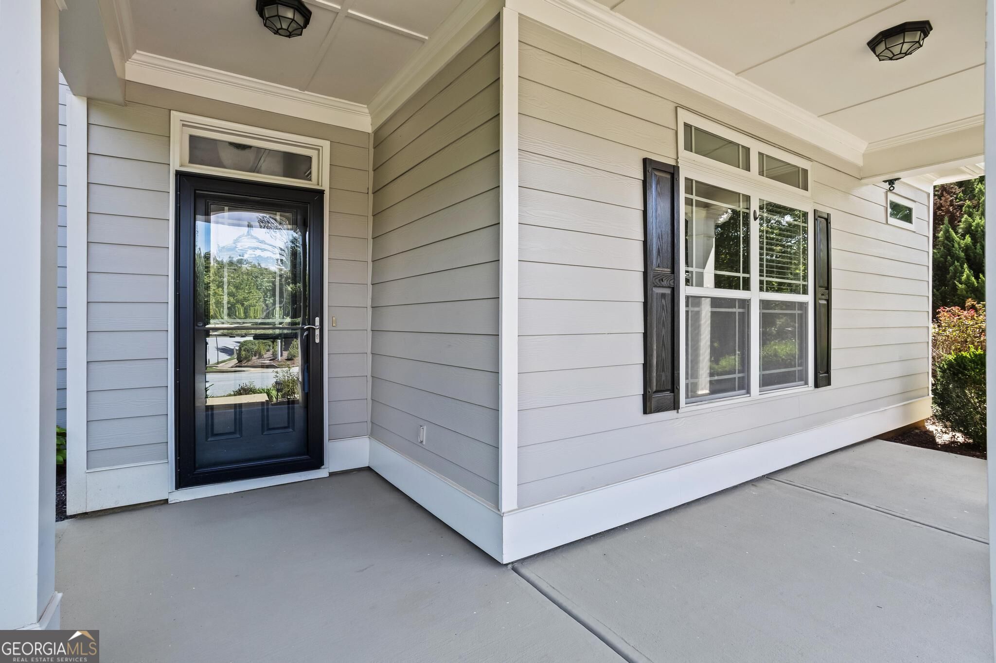 152 Stonebridge Crossing Property Photo 4
