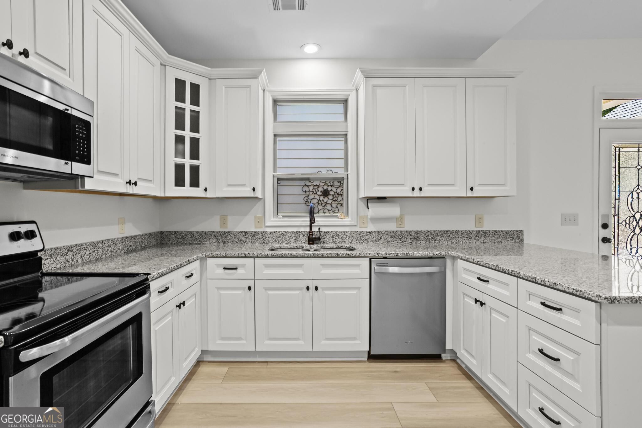152 Stonebridge Crossing Property Photo 12