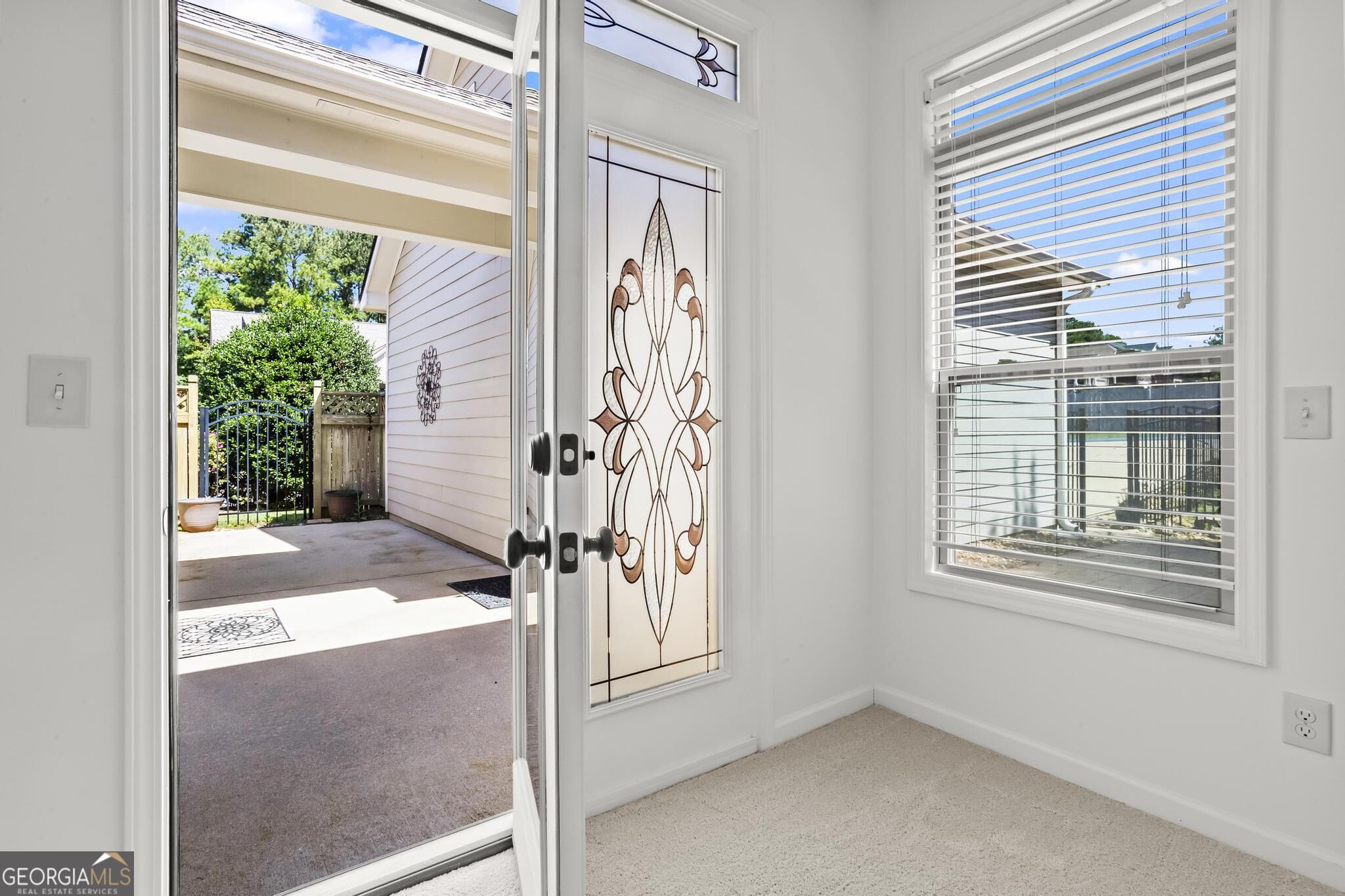 152 Stonebridge Crossing Property Photo 19