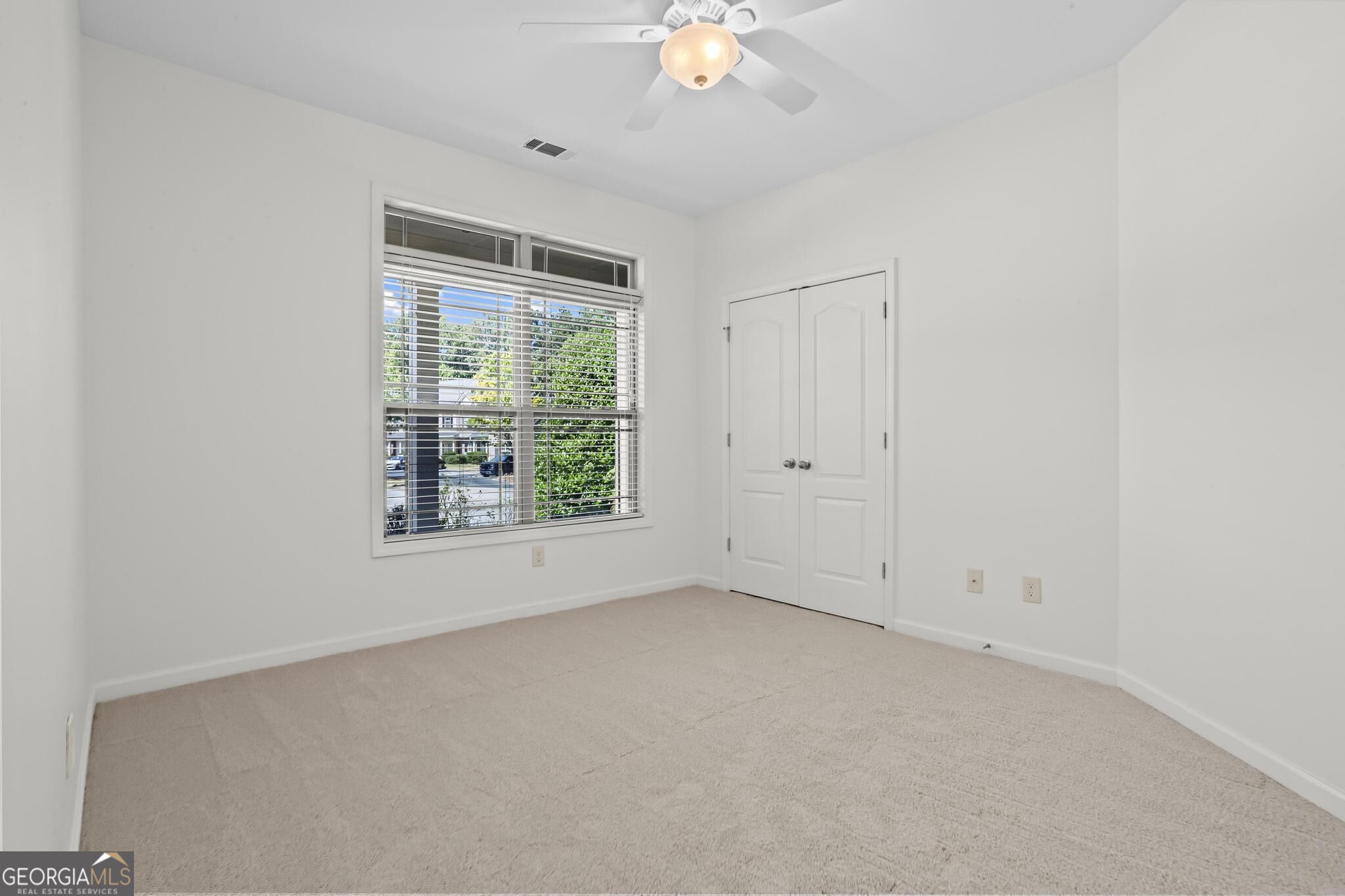 152 Stonebridge Crossing Property Photo 23