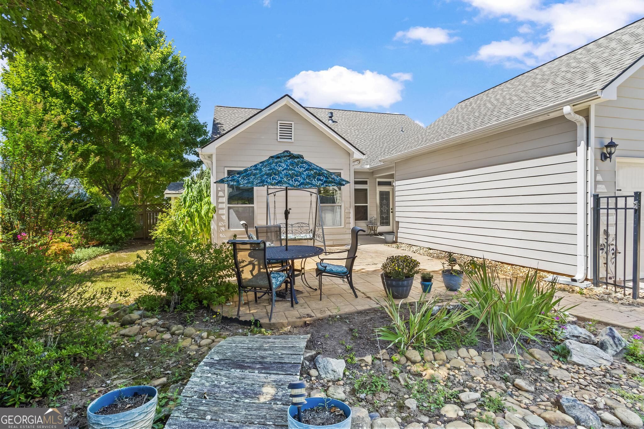 152 Stonebridge Crossing Property Photo 30