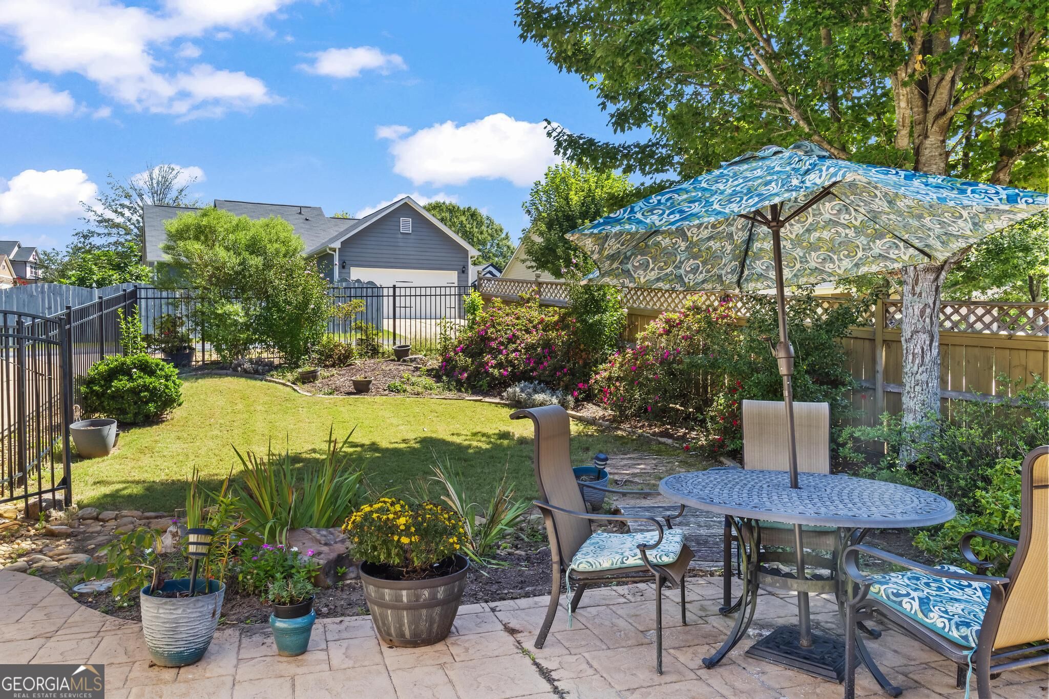 152 Stonebridge Crossing Property Photo 32