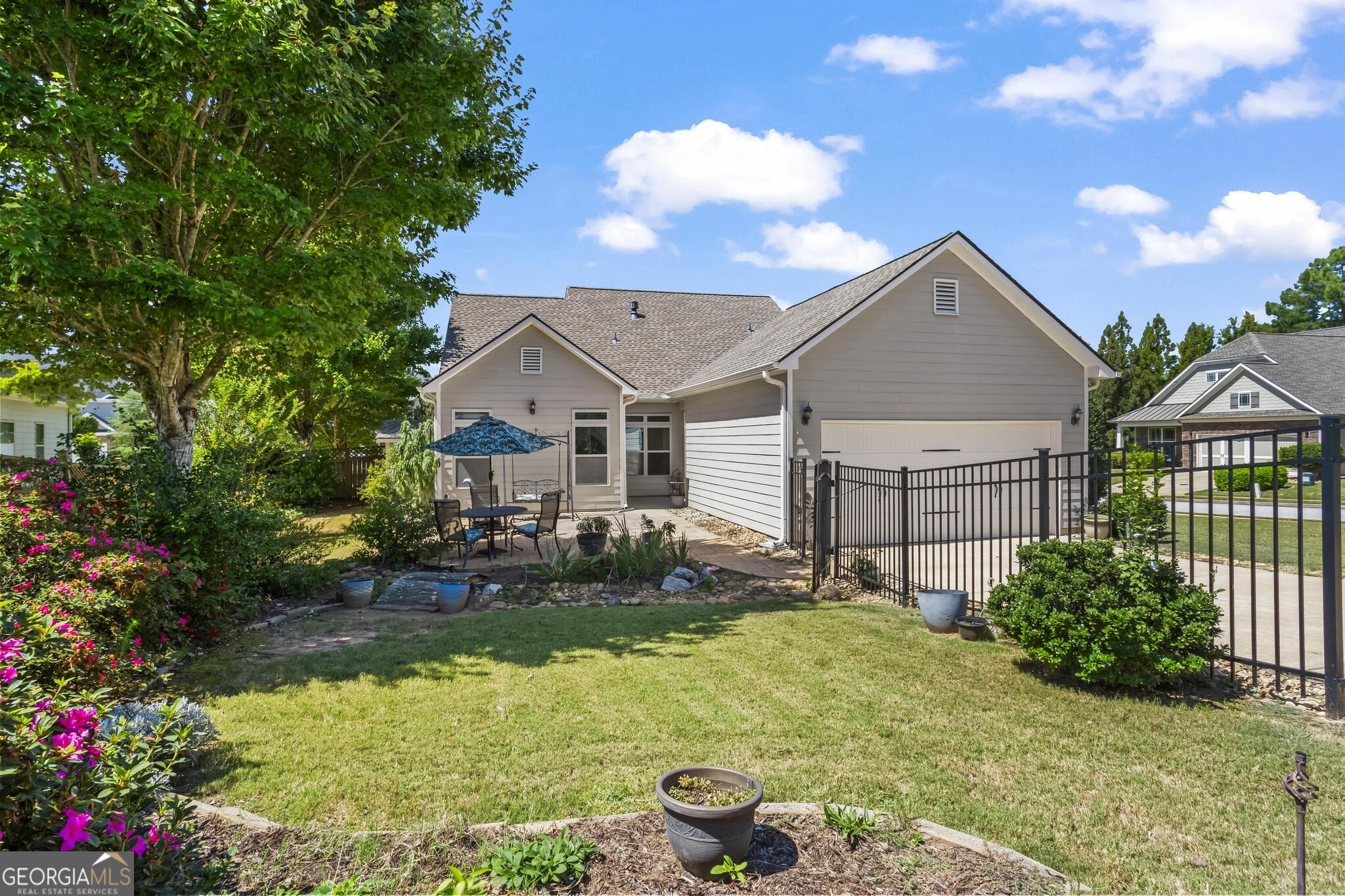 152 Stonebridge Crossing Property Photo 33
