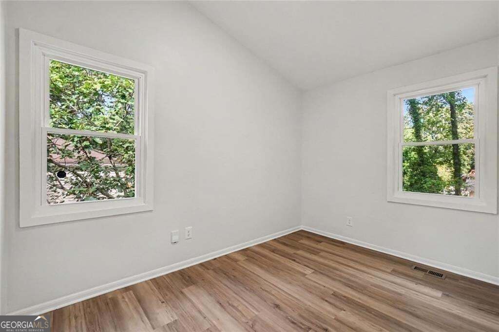 2426 Woodland Drive Nw Property Photo 10