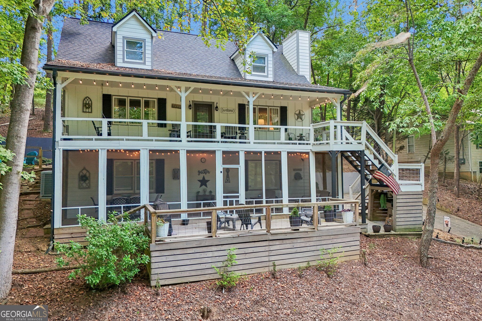 211 Hillside Drive Property Photo 1