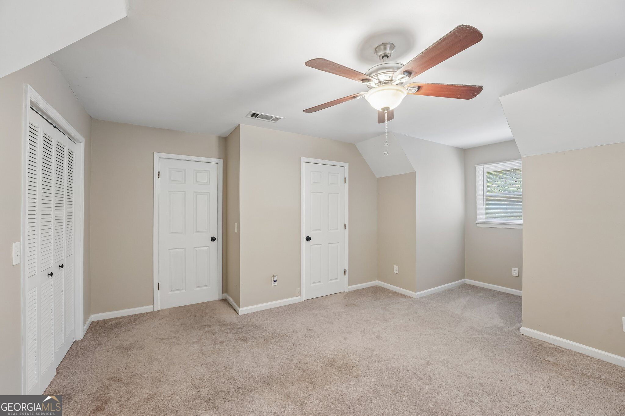 211 Hillside Drive Property Photo 35